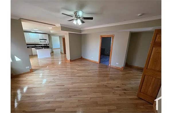 Building Photo - 1608 E 82nd St #3