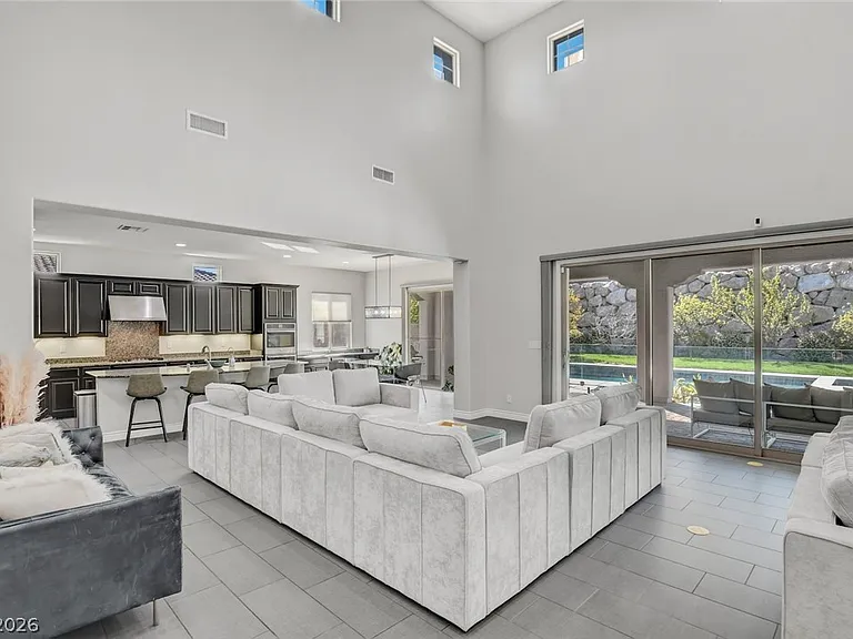 11 Grand Masters Dr — Photo 21