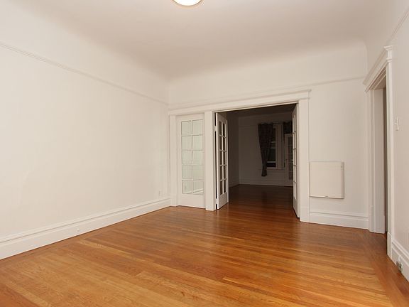 4th image of 1114 Broadway