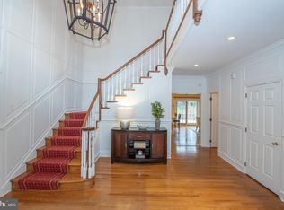 1467 Tree Line Dr, Malvern, PA 19355