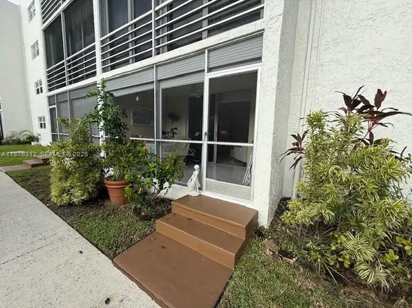 1025 SE 4th Ave APT 101, Dania Beach, FL 33004