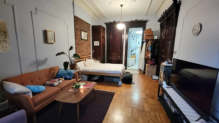 Rented by New York Dwellings LLC | media 5