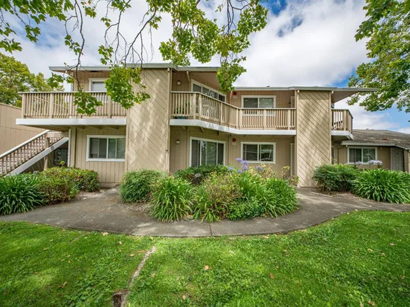8276 Lancaster Drive, Cotati, CA 94931
