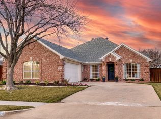 10814 Spring Lake Rd, Frisco, TX 75035