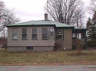 15 Columbus Ave, TEMPLETON, MA 01468