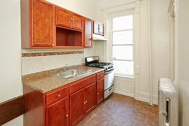 Rented by Jenefer Joseph & Associates