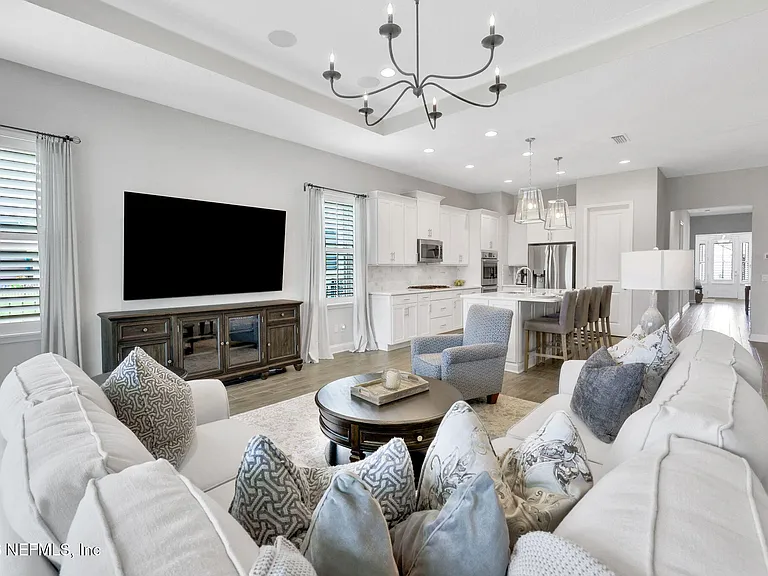102 Seabrook Dr — Photo 14