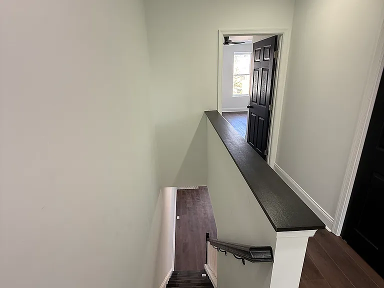 2609 E Monument St — Photo 10