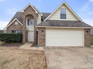 1118 W Beech St, Skiatook, OK 74070