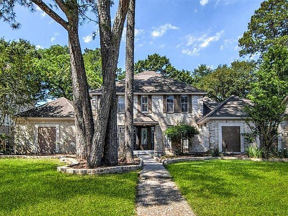 2nd image of 12703 Misty Valley Dr
