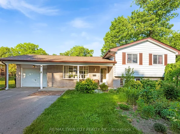 510 Edenbrook Pl, Waterloo, ON N2L 4N5