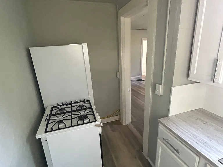 506 Maple St #2 — Photo 2
