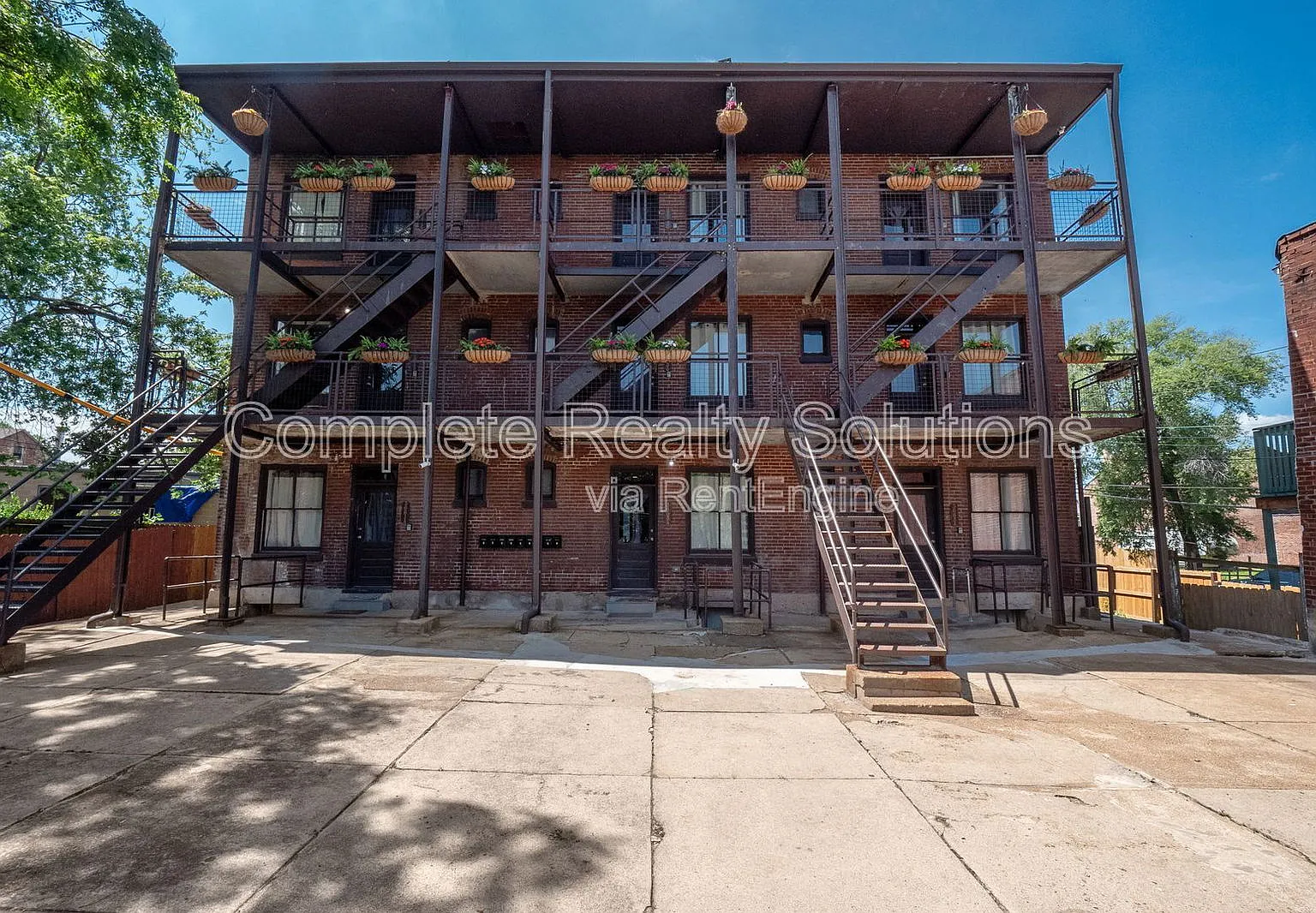 1 bed, 1.0 bath, 675 sqft, $850 — Photo 3