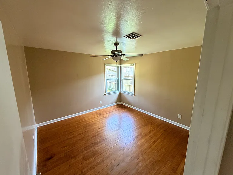 1616 Quin St — Photo 7