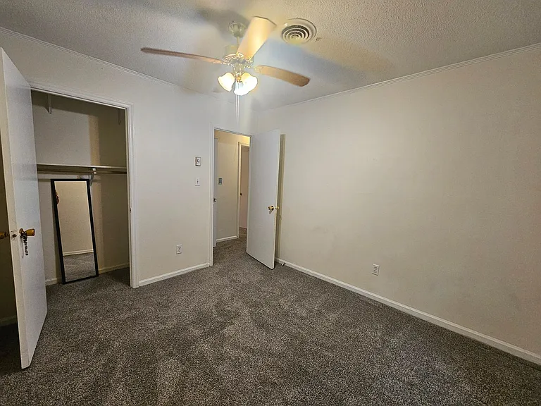 308 Kenwood Dr — Photo 7