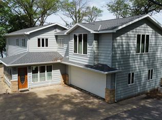 15374 Dodge Ave, Clear Lake, IA 50428