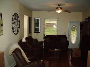 214 S 10th St, Belleville, IL