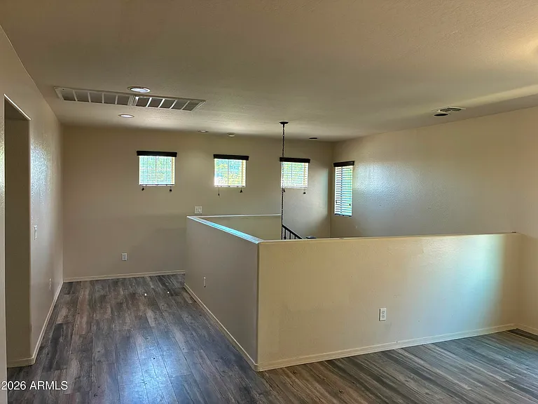 3340 S Sunland Dr — Photo 10