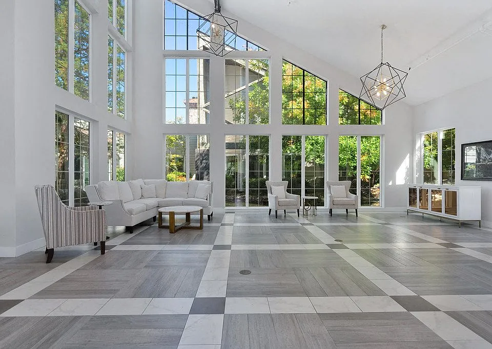 The Atrium at Carmichael (55+)