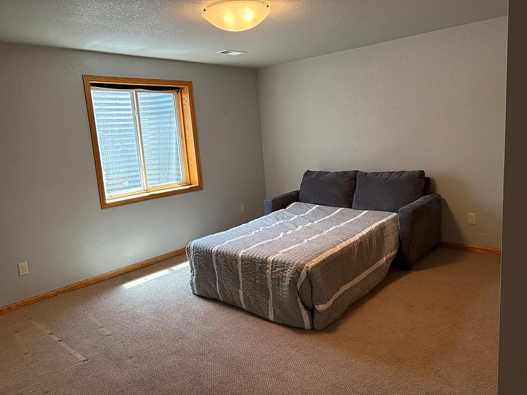 1113 Hawkeye St — Photo 34