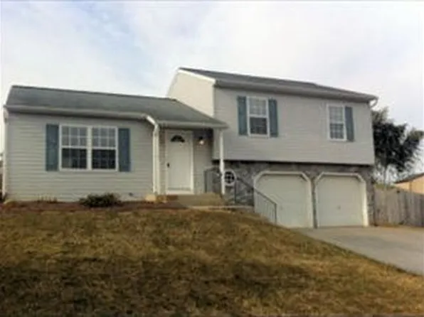 210 Riders Way, Lebanon, PA 17042