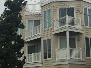 407 36th St S #F2, Brigantine, NJ 08203
