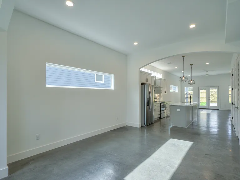 2411A Middle St — Photo 4