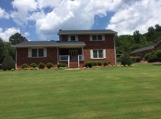 1616 Fernwood Glendale Rd, Spartanburg, SC 29307