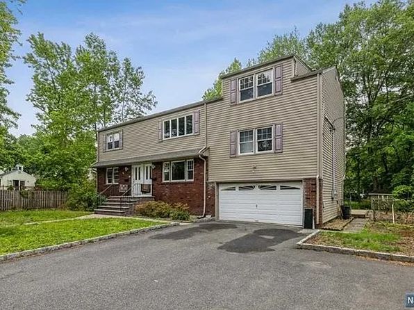 177 Blauvelt Ave, Dumont, NJ 07628
