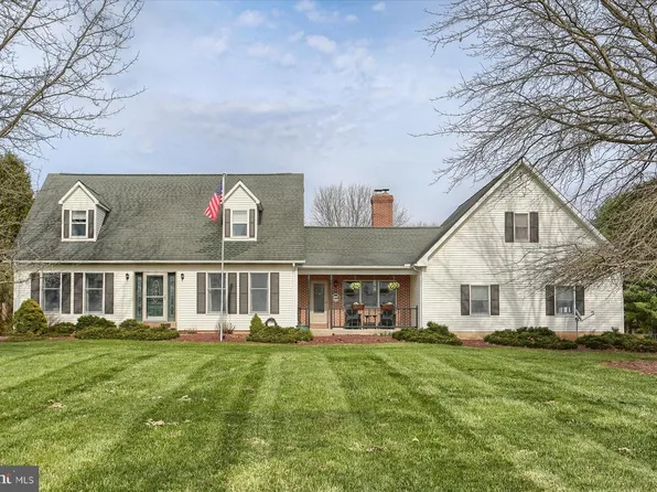 9421 Carlisle Rd, Dillsburg, PA 17019