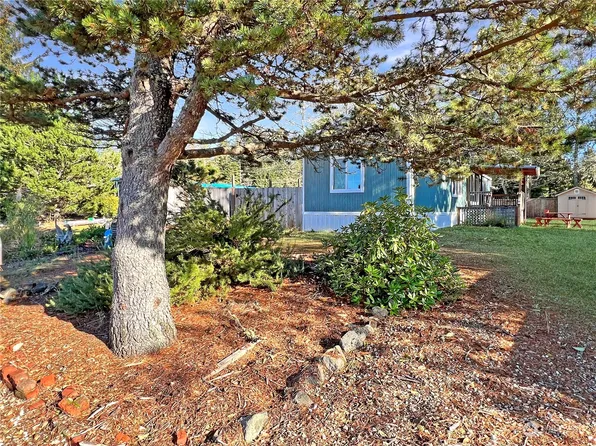 24306 Elm Place, Ocean Park, WA 94540