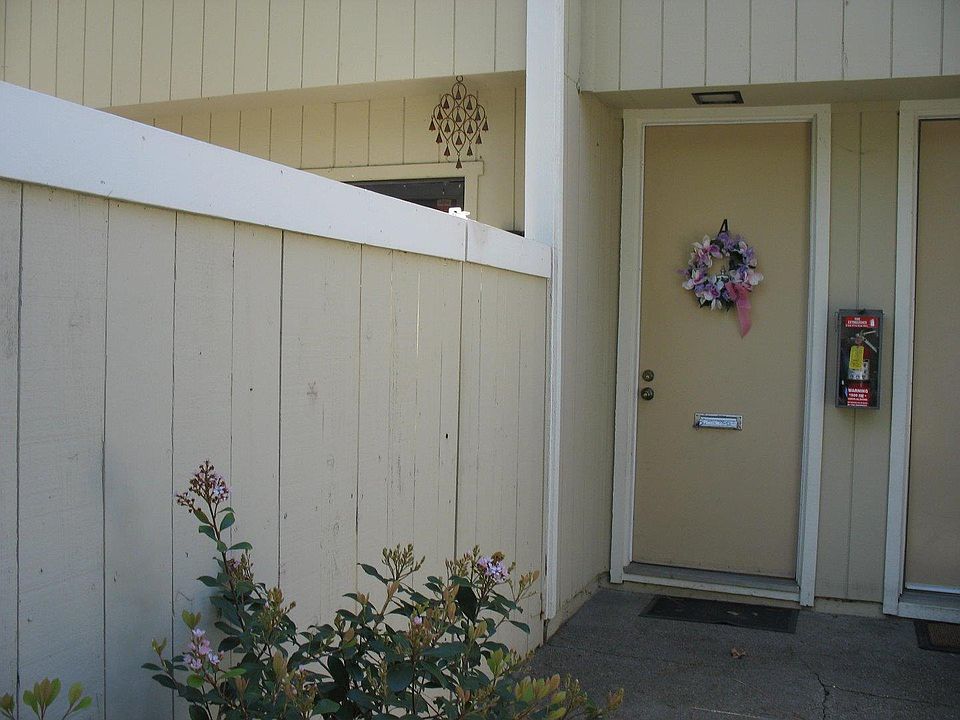 1st image of 3021 Kaiser Dr Unit A