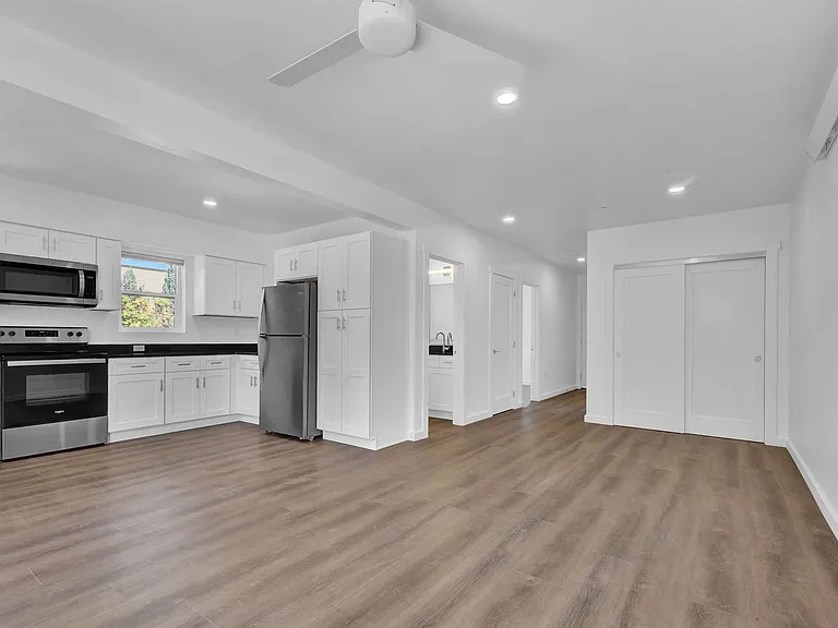 Saddle Lofts Apartments — Photo 54