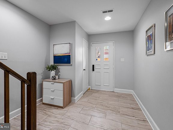 4th image of 10609 Mist Haven Ter