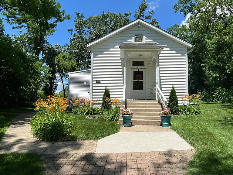 1005 Algonquin Rd #R — Photo 1