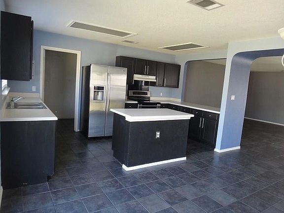 4th image of 1009 Statler Bend Dr