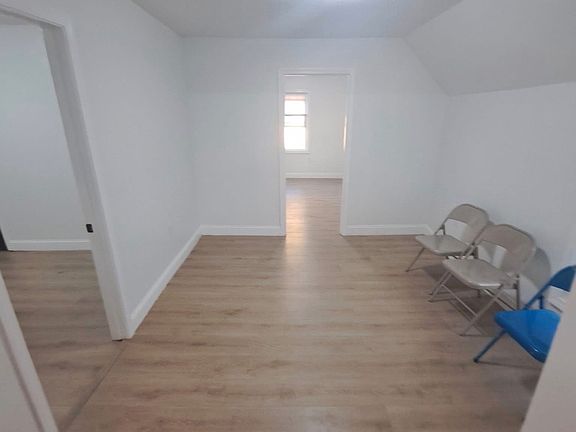 3rd image of 3 Stanton Ct #2