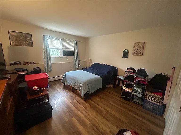 35 Arlington St #1 — Photo 5
