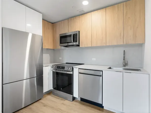 300 West 136th Street image 6 of 17