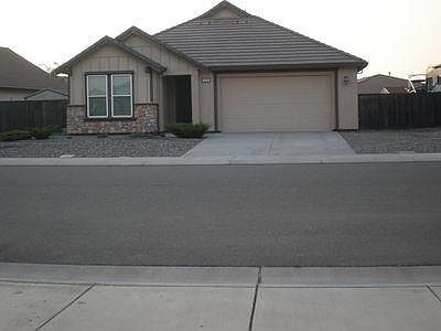1st image of 879 Golden Pond Dr