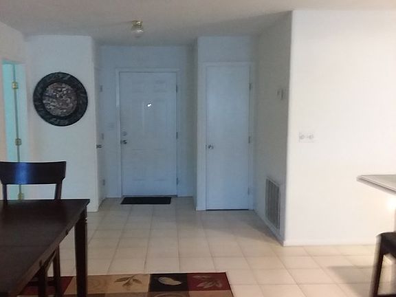 5th image of 1634 N Shore Dr