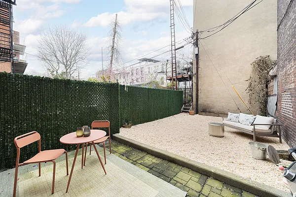 Rented by Brown Harris Stevens | media 11