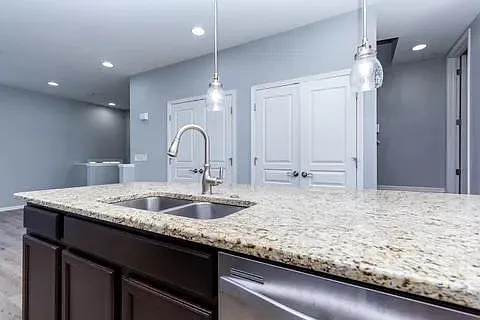 951 Barclay Cir — Photo 9