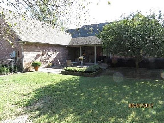 2nd image of 2802 Highway 63 N