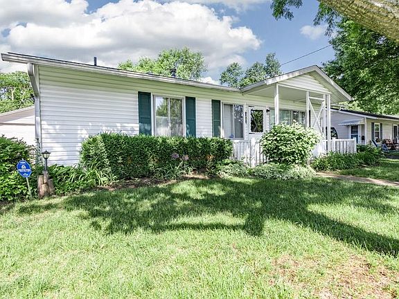2nd image of 1452 Rockwell Dr