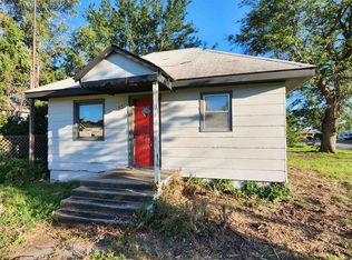 521 W Elm St, Hill City, KS 67642