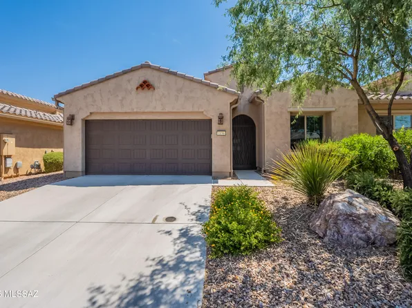 1156 N Broken Hills Dr, Green Valley, AZ 85614