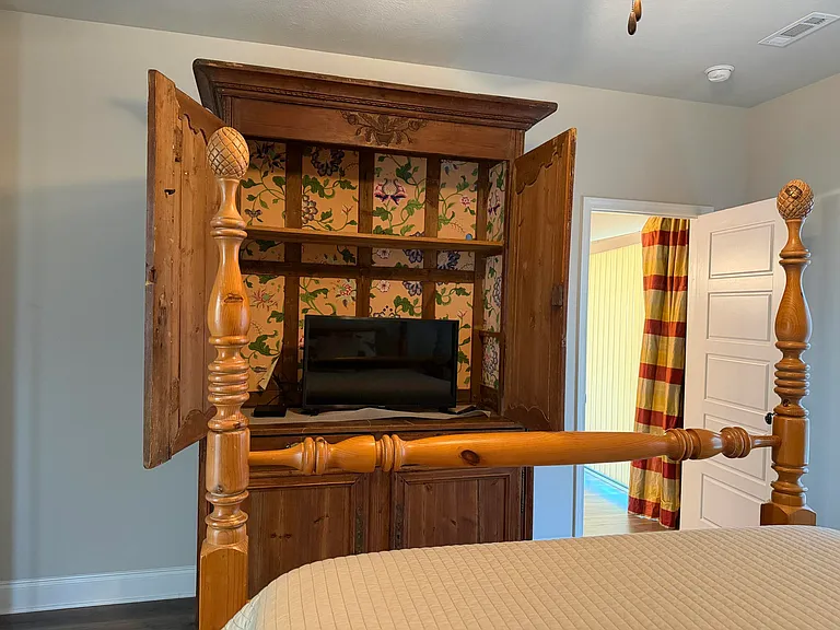 352 Fox Haven Dr — Photo 24