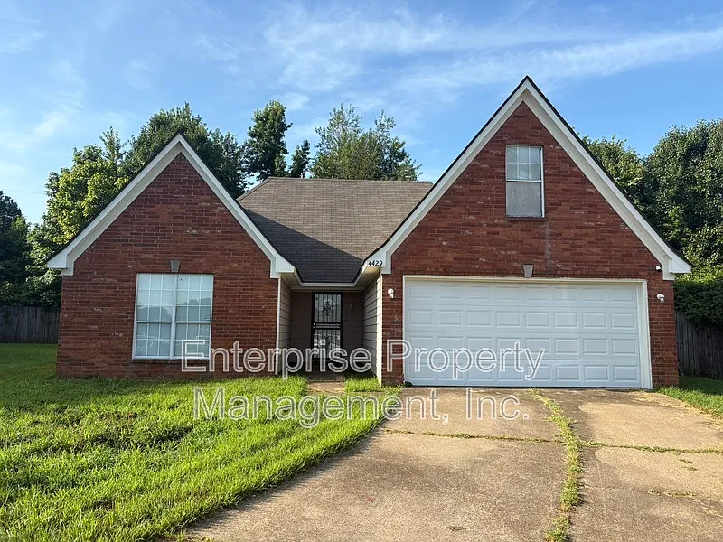 4429 S Cedar Bark Cv