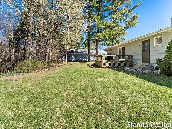 2nd image of 3565 Blackmer Rd